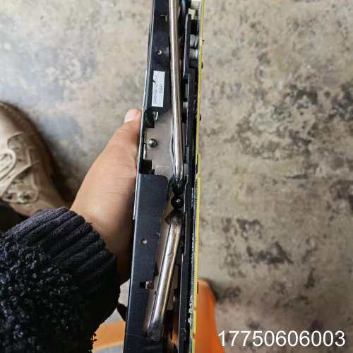 R9-280X显卡供电8加6P没有这种口电源好坏便宜