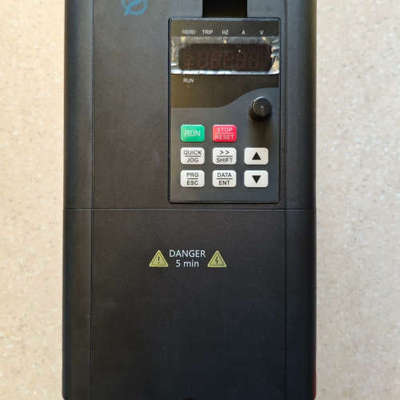 科泰信变频器 F3-004G/5R5P-4 4/5.5kW