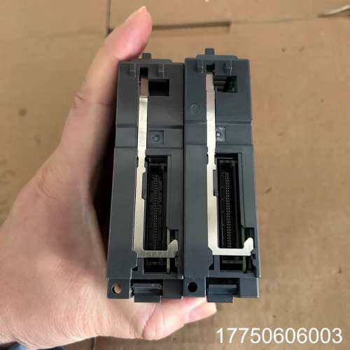三菱Q68ADI，，功能完好，成色，拍。