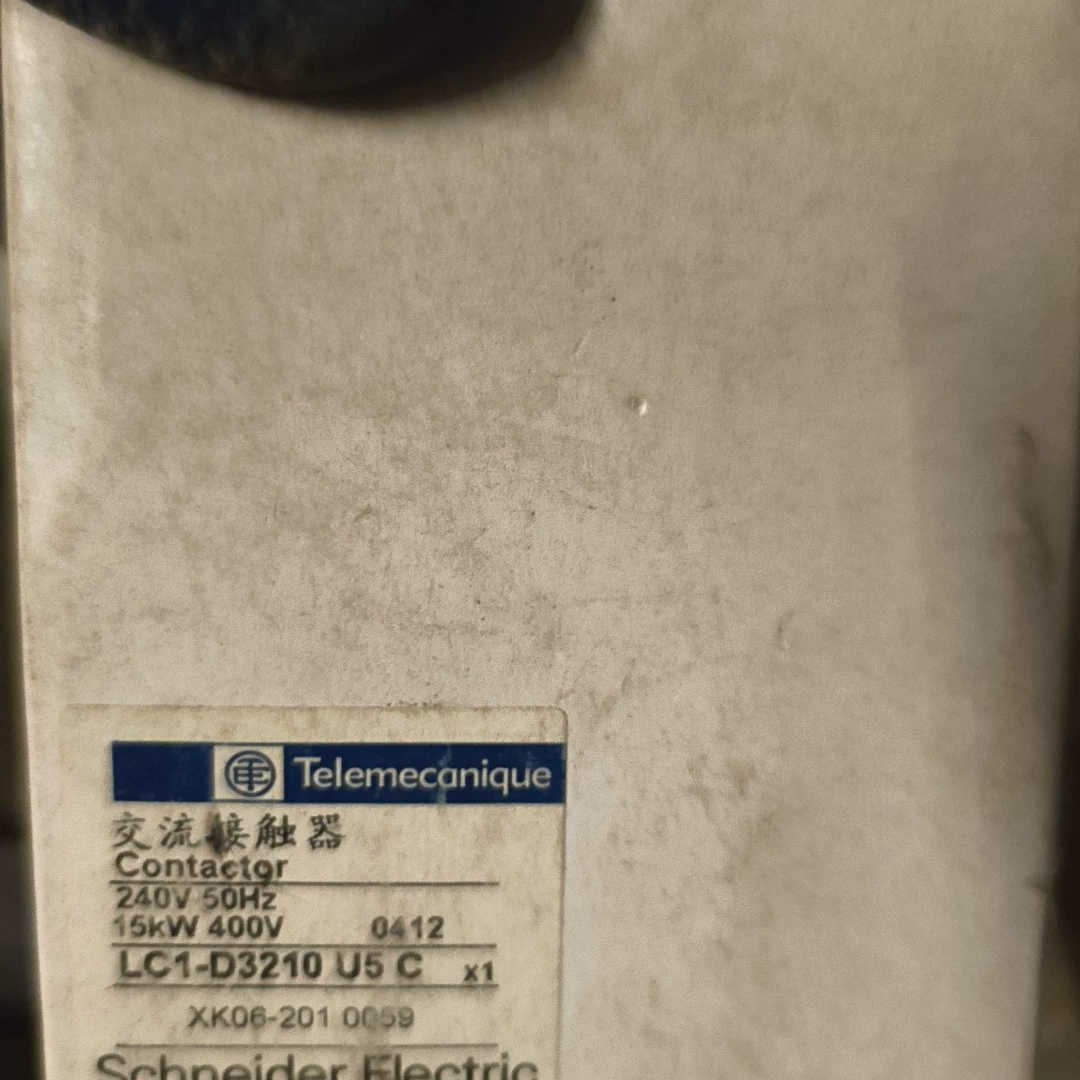 交流触器LC1-D3210 M5C
