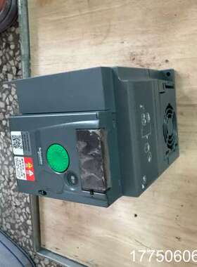 ATV310HU22N4A  变频器 成色漂亮 图