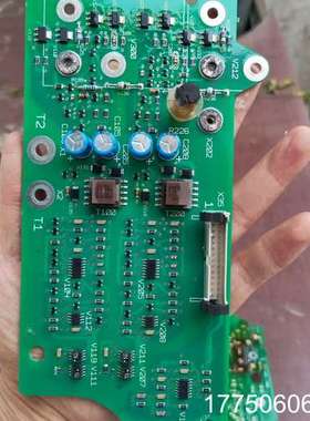 8226LP.4A.XX.V201伦茨变频器驱动板8226L