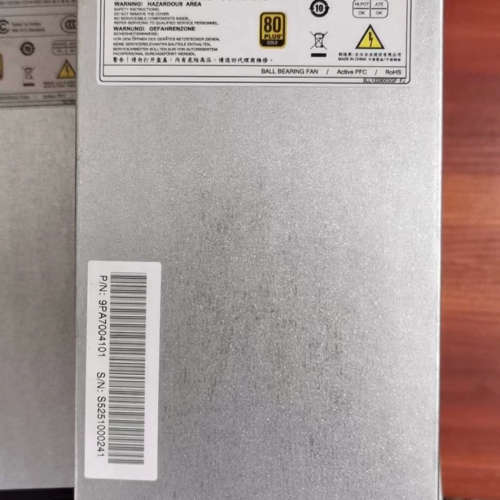 FSP700-802UQ 700W交换式电源供应器 开关电源