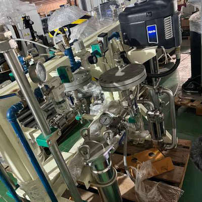 固瑞克打胶机模组两套处理。泵头是JS40L8。图拍，安