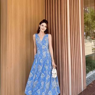 AMA{专柜哥家}商场同款修身显瘦V领法式印花无袖连衣裙女150029