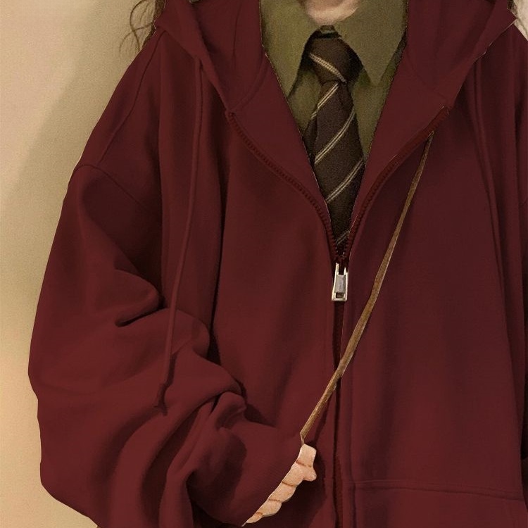 春秋薄款枣红色连帽卫衣