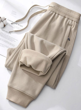 杏色加绒卫裤女2025款新款休闲女长裤加厚运动裤束脚冬季外穿裤子