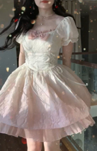 在逃公主蓬蓬裙甜美泡泡袖裙子初恋法式茶歇连衣裙女2023夏季新款