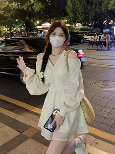 多马胺夏秋收腰露肩A字短裙 套装 奶系温柔风挂脖式 防晒连衣裙短裤