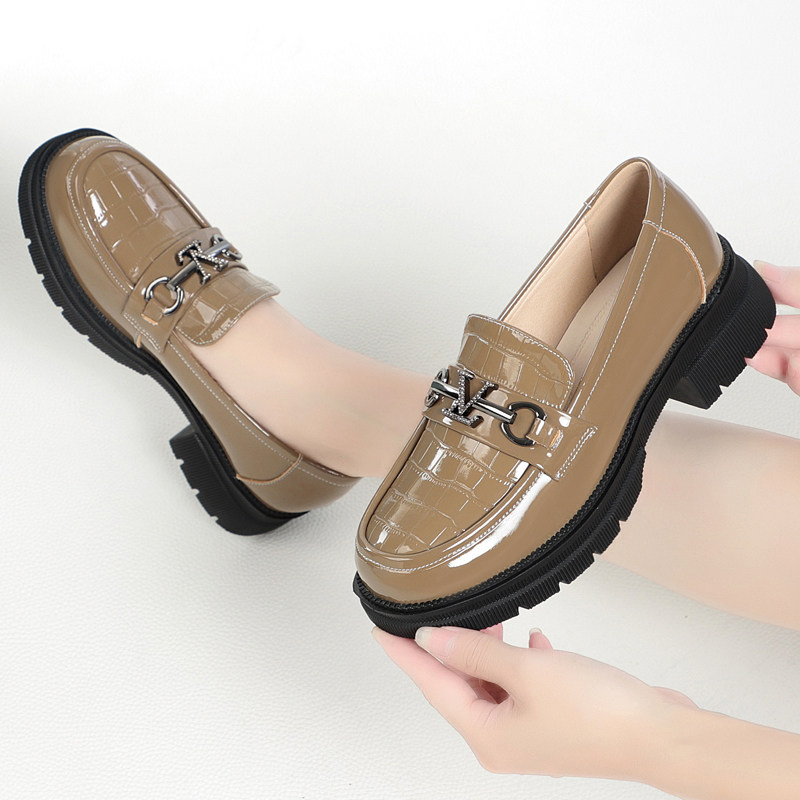 小皮鞋女英伦风厚底乐福鞋2026新款春秋真皮鞋气质单鞋漆皮女鞋子