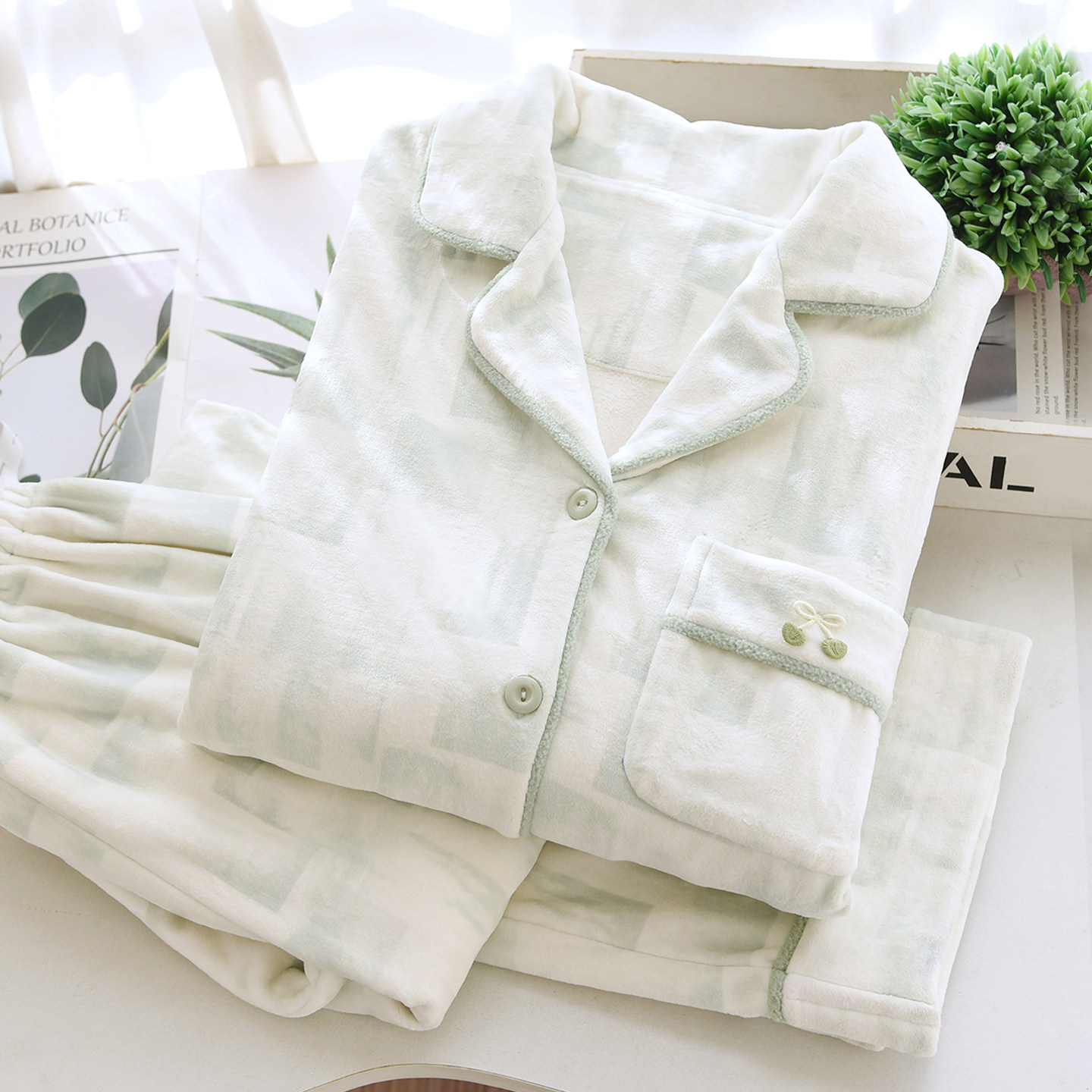 冬海岛绒加厚保暖哺乳月子服睡衣