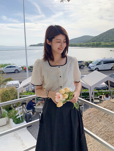 紫璐莱南国之夏~法式浪漫重工刺绣方领花边蕾丝衬衫上衣女夏季50X