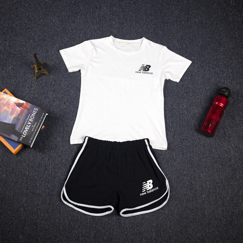 夏装新款韩版时尚休闲运动套装NB衣服短款短袖短裤夏天运动服女20在类目 女装/女士精品, 套装/学生校服/工作制服, 时尚套装中 - 来自Buy2taobao.com提供专业的淘宝代购服务