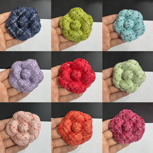 爆款6.6cm56个色高端小香风粗花尼定型山茶花饰品胸花加高档胸针