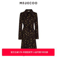 MEDECOO/墨蒂珂冬季新款 修身长袖polo领印花连衣裙MHD90410