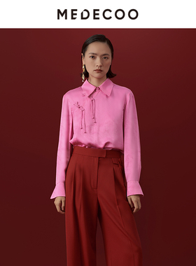 MEDECOO/墨蒂珂冬季新款直身盘扣提花桑蚕丝衬衫上衣MHD62228