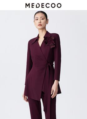 MEDECOO/墨蒂珂2025早春新款女装V领不规则知性优雅外套MJC31119