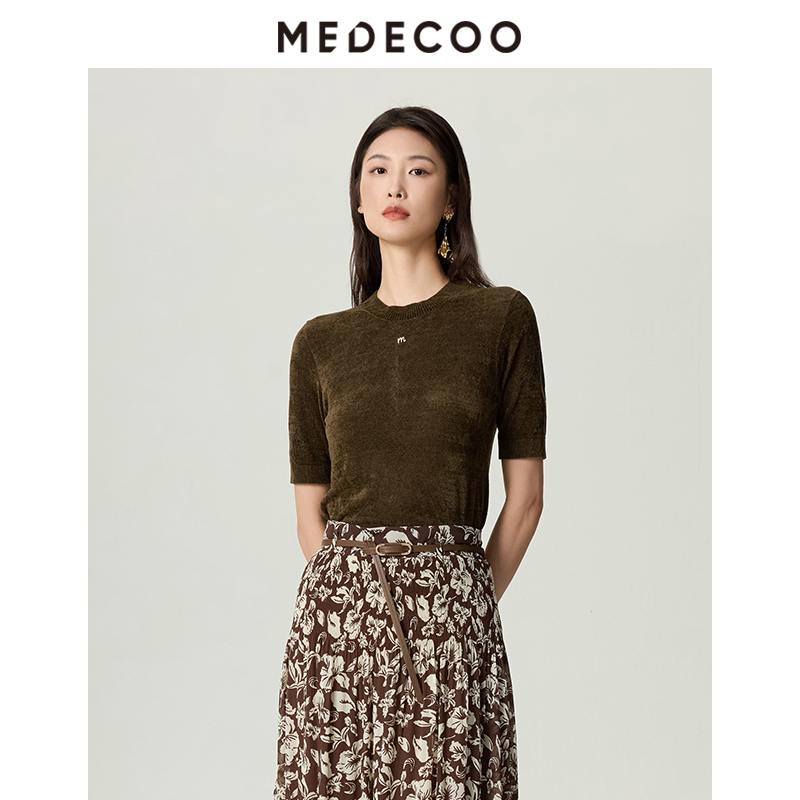 墨蒂珂2025秋季新款针织衫