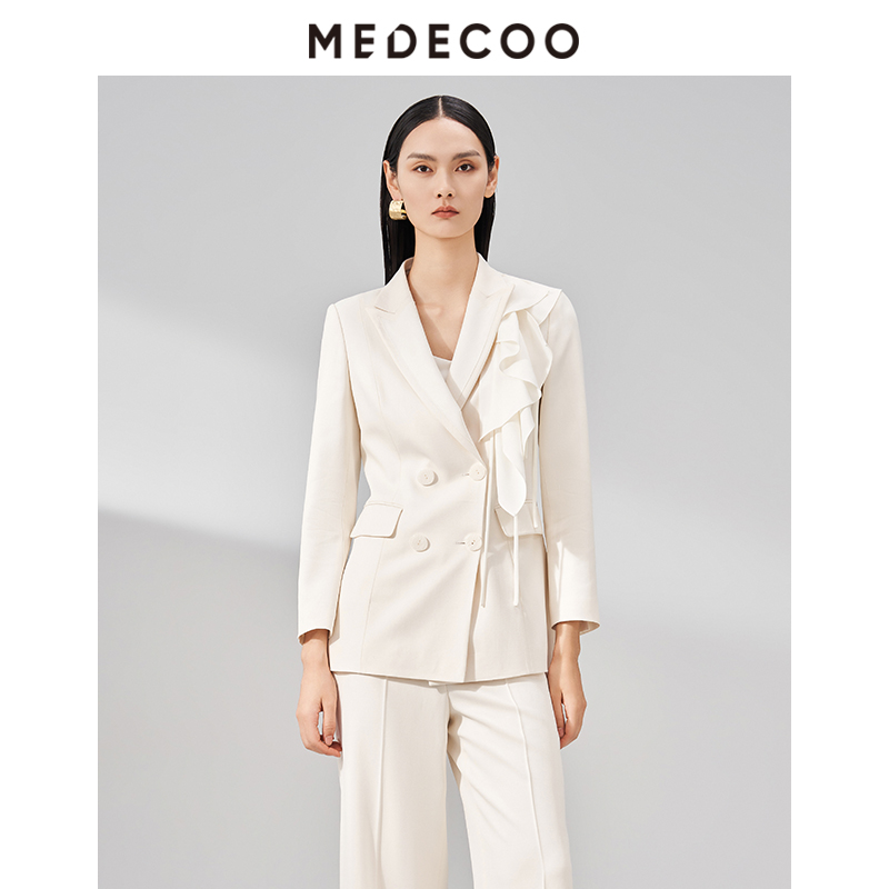 墨蒂珂中长款荷叶边双排扣外套