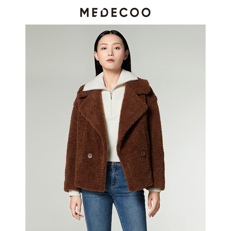 MEDECOO/墨蒂珂2024冬季新品西装领圈圈毛短款羊毛呢大衣MID20110