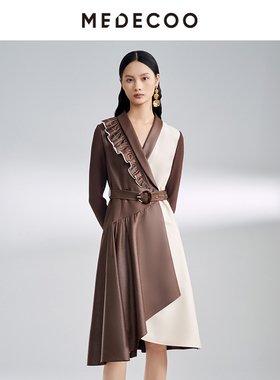 MEDECOO/墨蒂珂2025春季新款荷叶边拼接不规则摆连衣裙女MIC90407