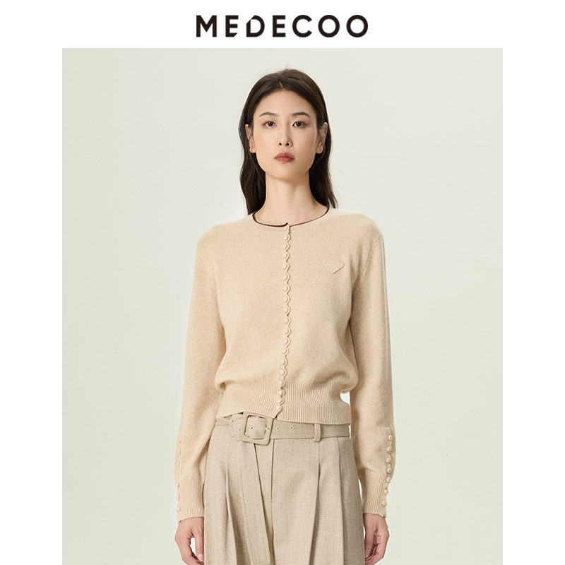 MEDECOO2025冬新款女羊绒衫