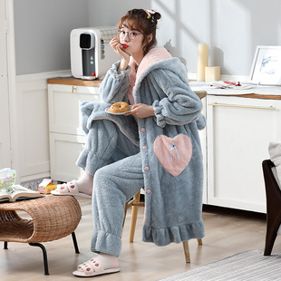 珊瑚绒睡衣女秋冬加厚加绒可爱连帽长款睡裙睡袍可外穿家居服套装