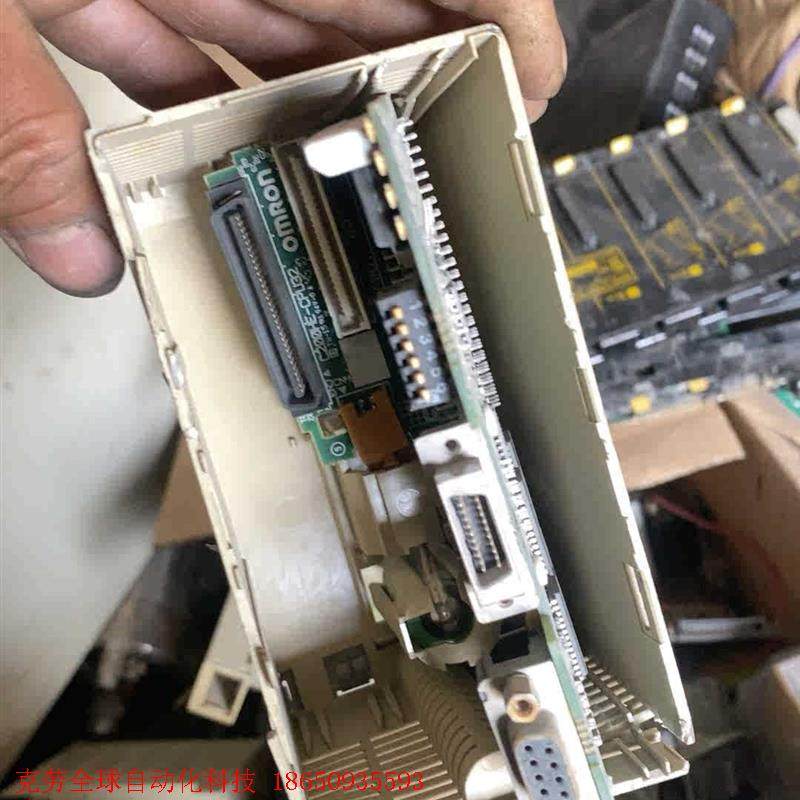 欧姆龙SYSMAC  C200HE-CPU42-E   拆时