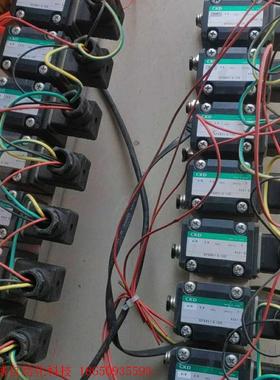 日本进口CKD电磁阀组,型号GFAB51-6-12G,成色不