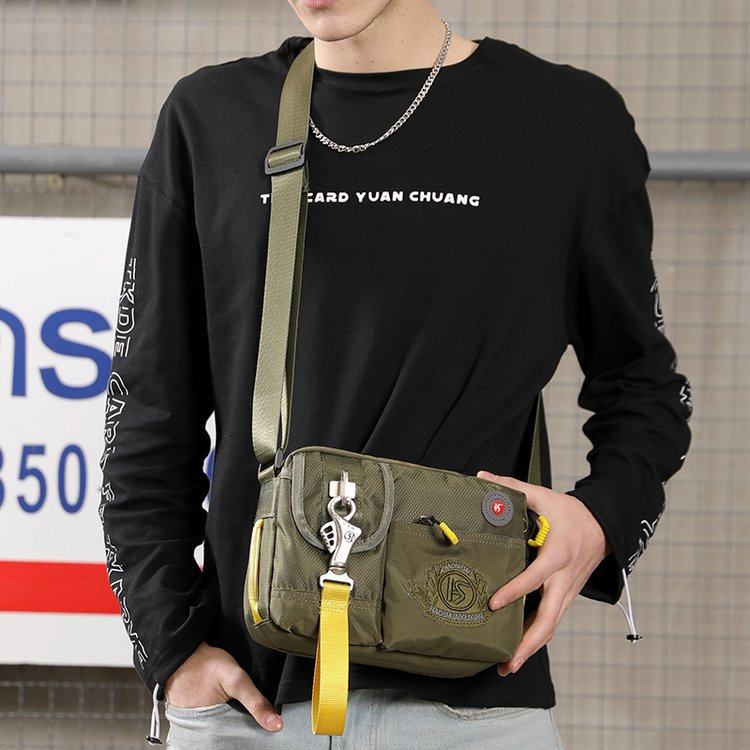 尼龙布新款男士单肩包防水斜挎包横版斜挎多功能休闲旅行小挎包男