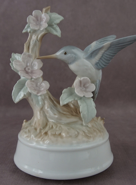 西洋古董收藏 手工制作陶瓷音乐盒八音盒 可爱复古家居装饰摆件