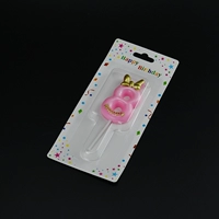 Кремовая белая свеча