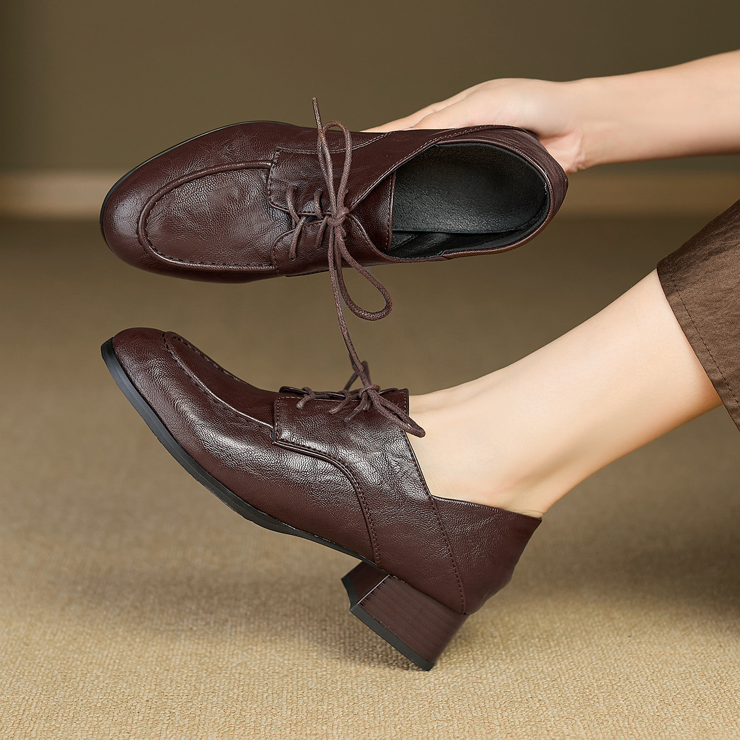 ladyblack 粗中跟系带深口单鞋女圆头通勤百搭可踩软后跟小皮鞋春,女鞋,深口单鞋,淘宝优惠券,粉丝福利购,淘宝优惠卷