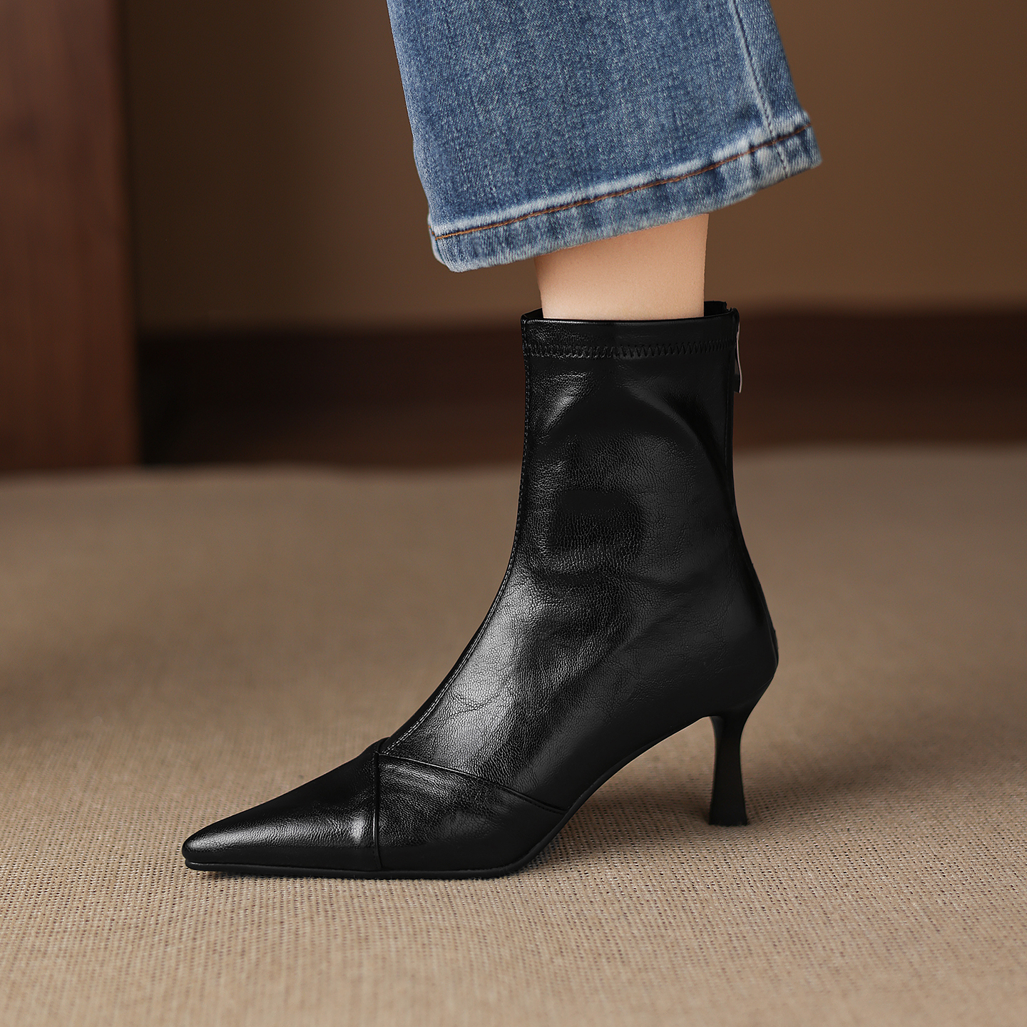 后拉链短靴女秋冬大码气质单靴子