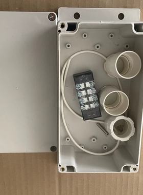 158*90*60带耳防水接线盒配25管及1504端子