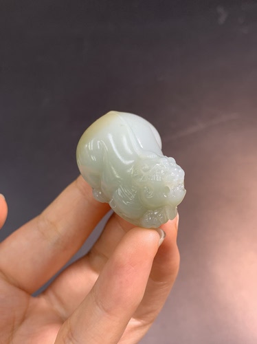 和田玉糖貔貅挂件