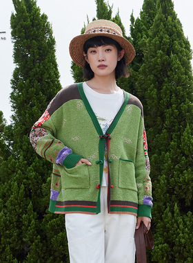 一城画一秋季中式V领复古盘扣开衫短款毛衫外套女14121N078