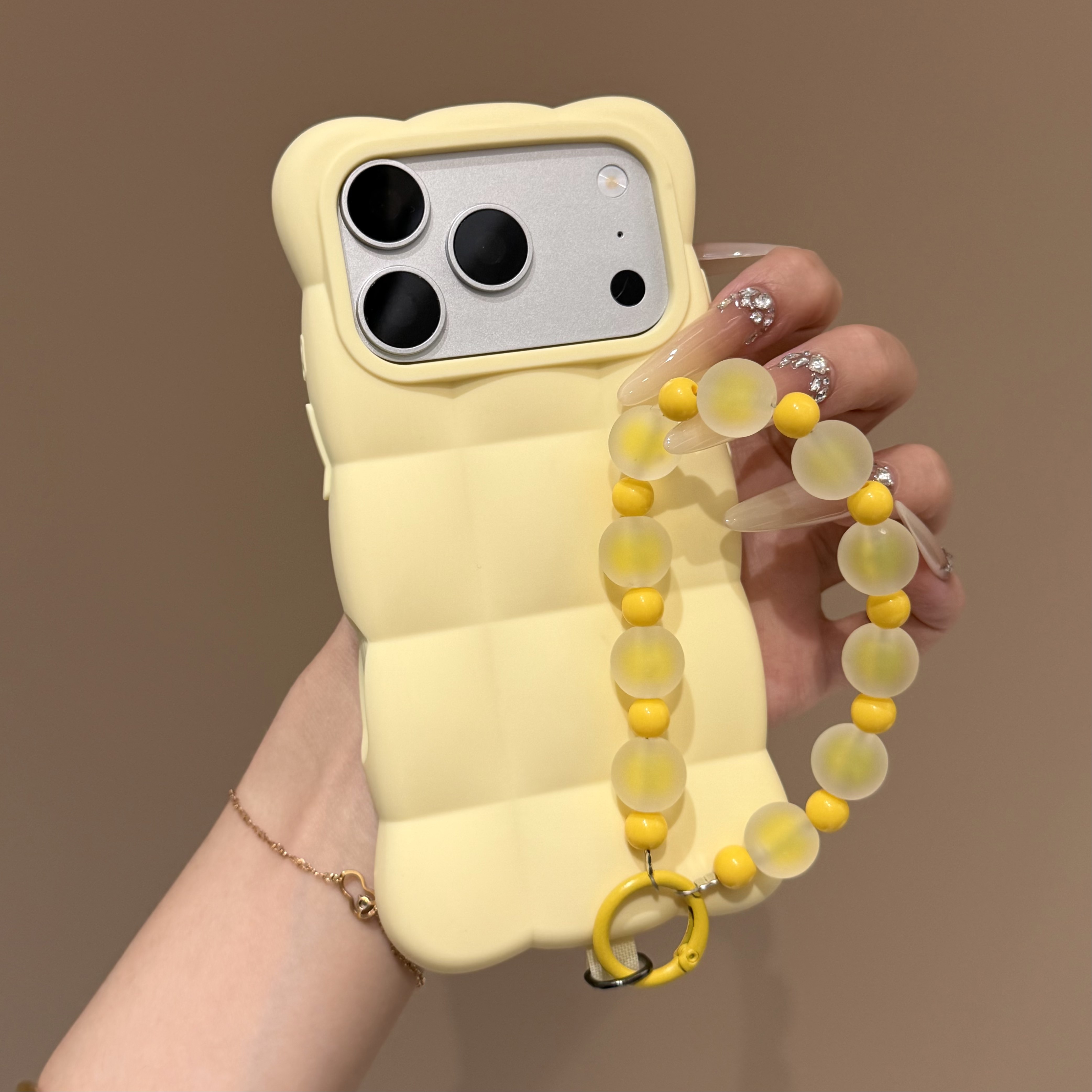 黄色方块云朵壳珠链挂绳适用苹果17promax手机壳iPhone16/15promax个性14/13防摔13promax女款14Promax保护套