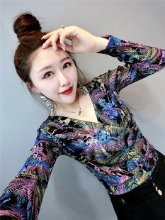 小衫 T恤女打底衫 性感烫金亮面珠光交叉V领弹力长袖 欧洲站2020新款