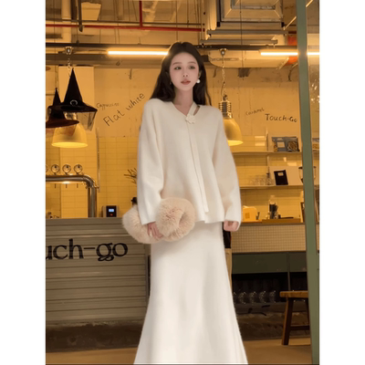 秋冬新款韩系温柔穿搭浣熊绒软糯毛衣针织衫鱼尾半身裙两件套装女