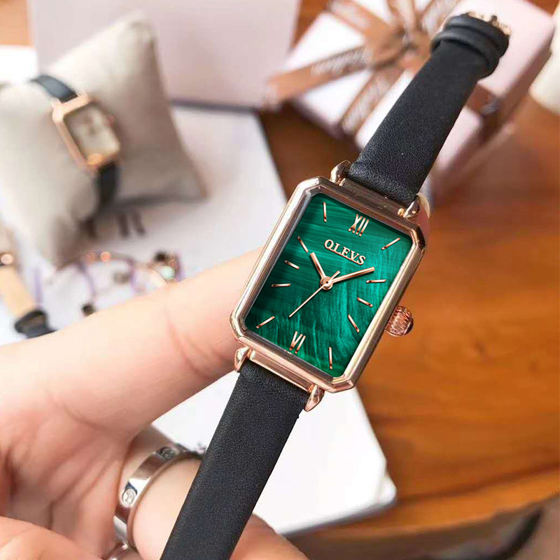 2020年新款手表女士小绿表方形简约气质正品小巧名牌学生石英女表