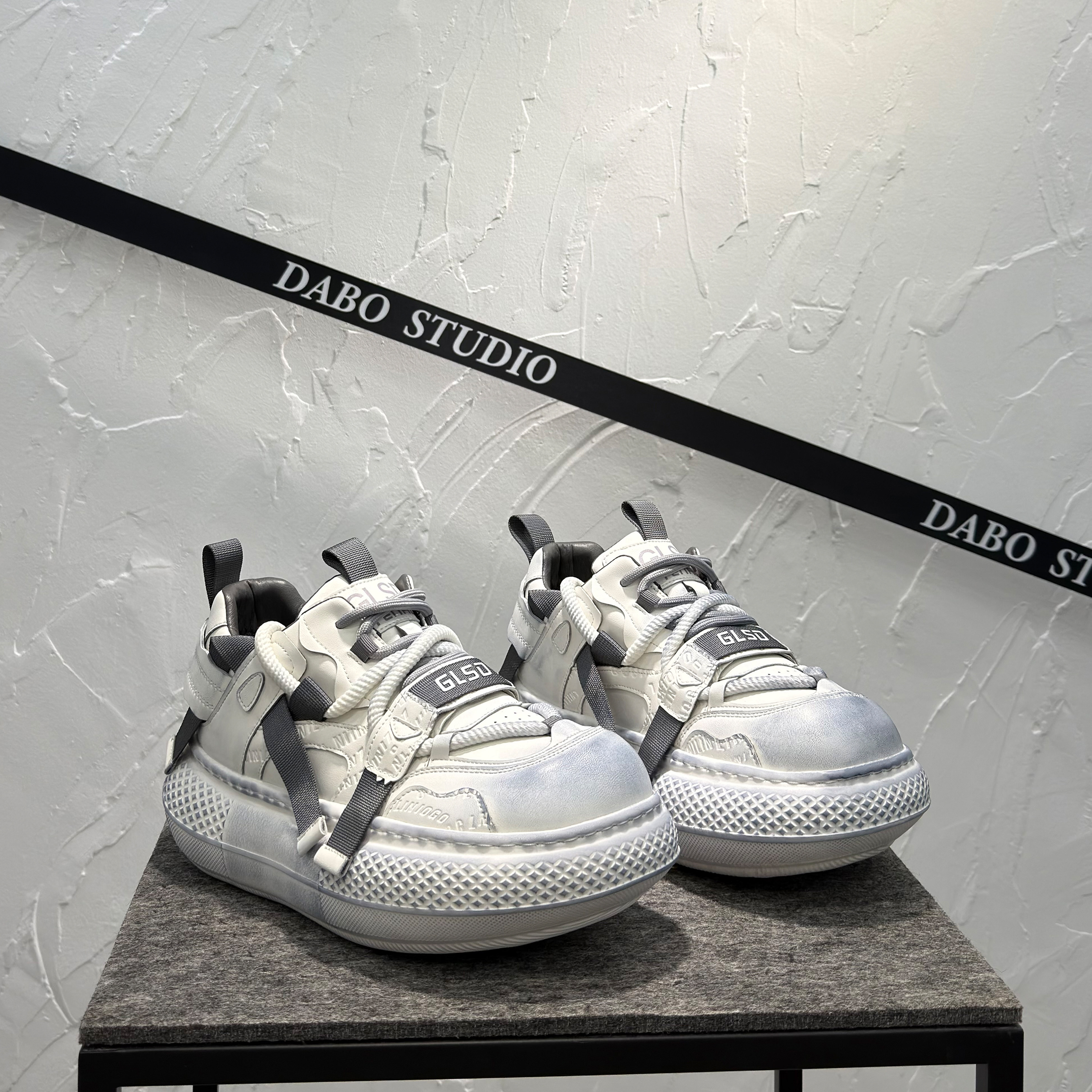 爆款老爹鞋男女同款脏脏鞋做旧厚底增高鞋系带低帮鞋百搭潮面包鞋,流行男鞋,老爹鞋,淘宝优惠券,粉丝福利购,淘宝优惠卷