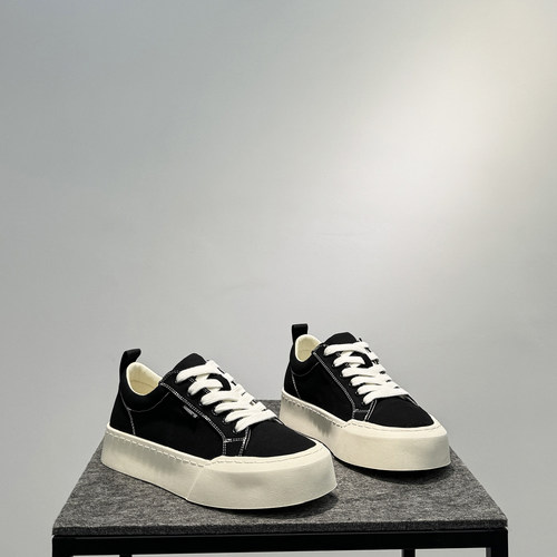 布面透气休闲板鞋低帮系带板鞋男