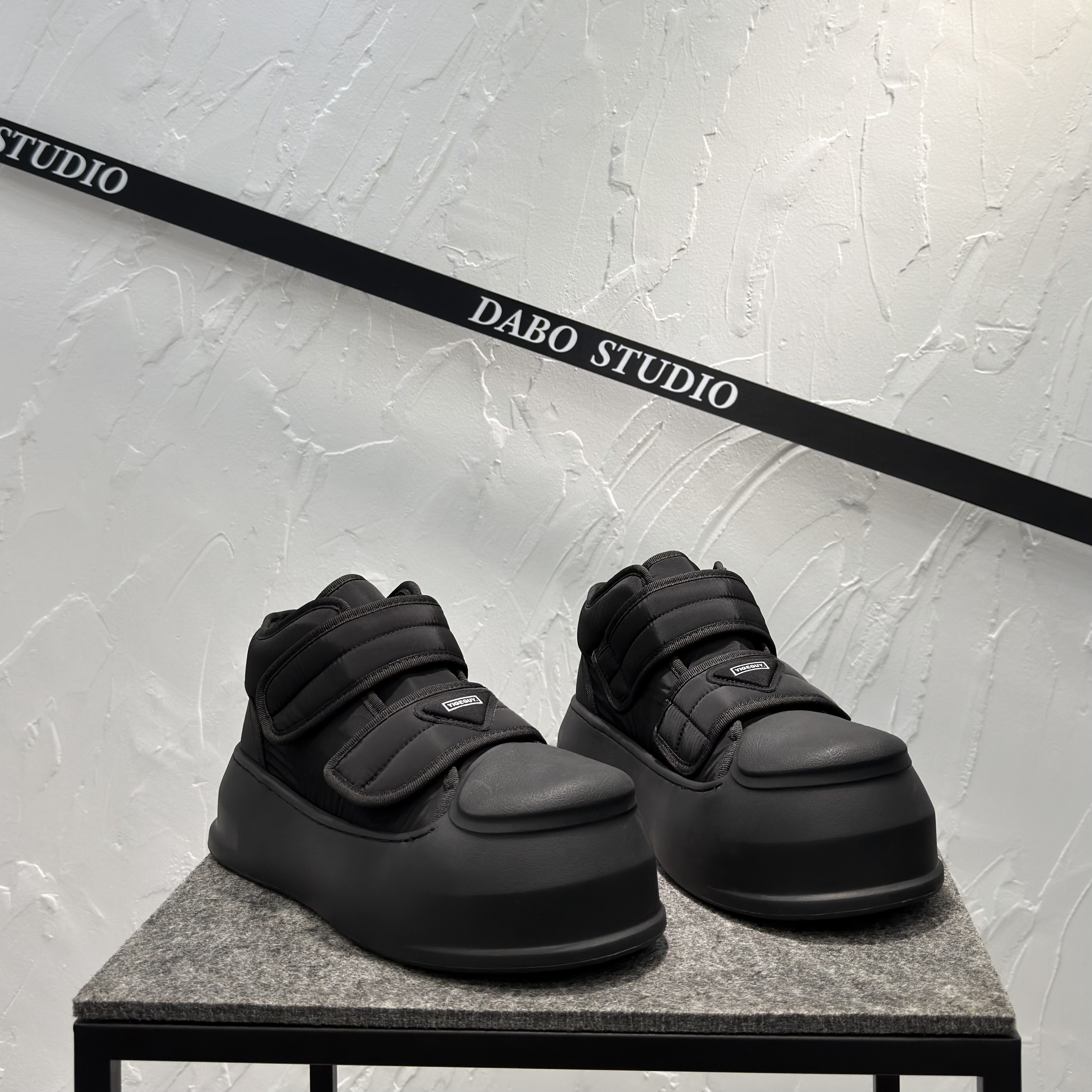 加绒厚底增高鞋魔术贴中帮大头鞋