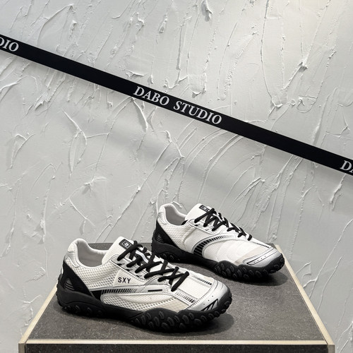 网面透气户外鞋软底运动休闲男鞋