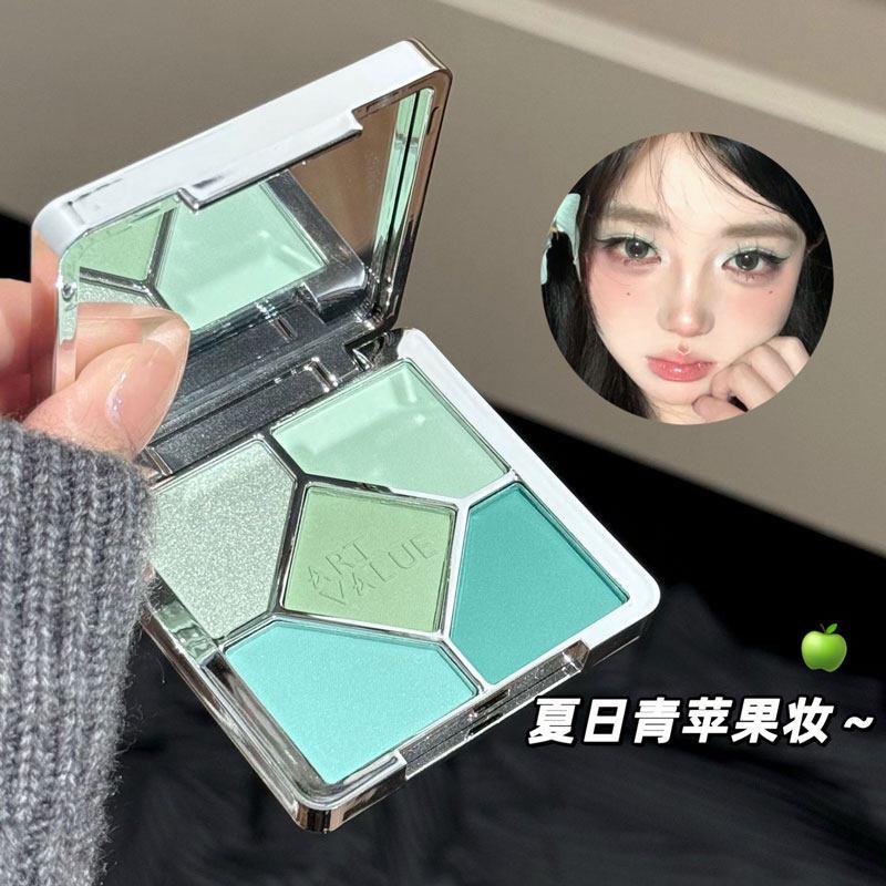 小鞠精灵眼妆！绿色眼影低饱和珠哑光细闪眼妆薄荷绿青色系眼影盘