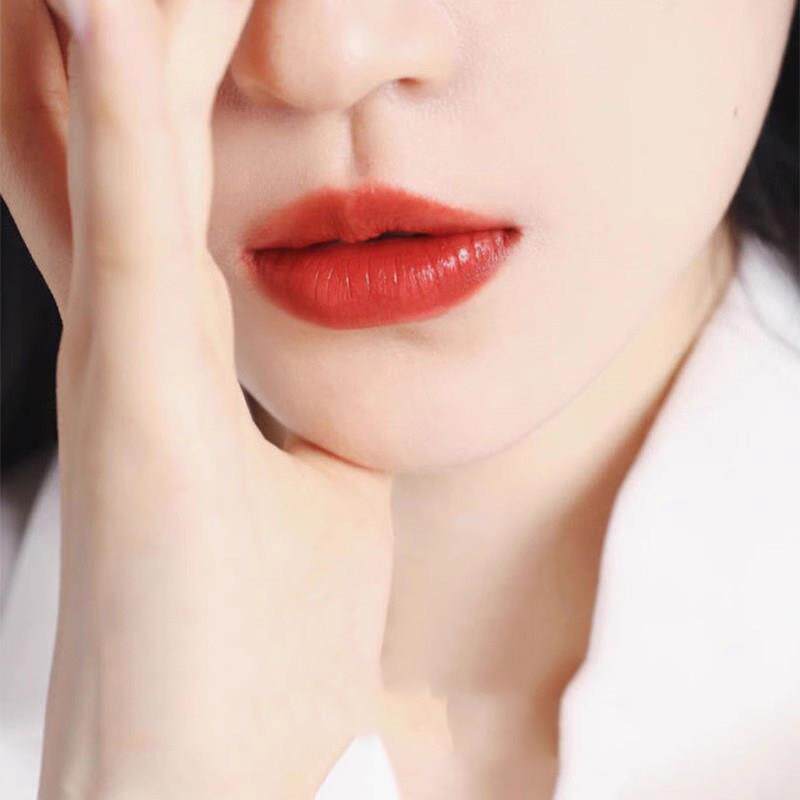 正品牌不三色防口红掉色沾杯不易掉色水持久素颜显白唇膏口红女