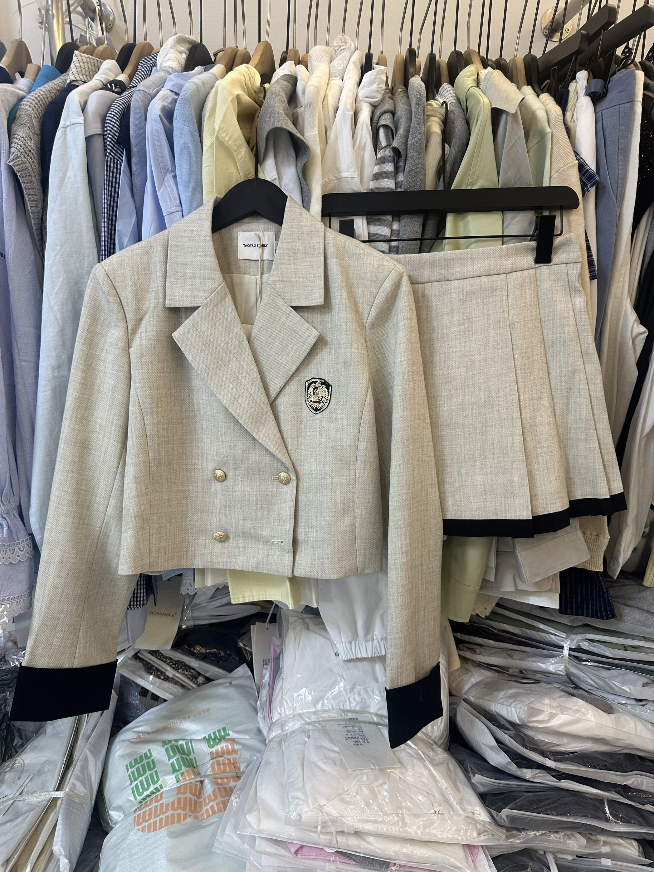 法式新款时尚学院风短款西装外套高腰百褶短裤裙两件套小个子套装