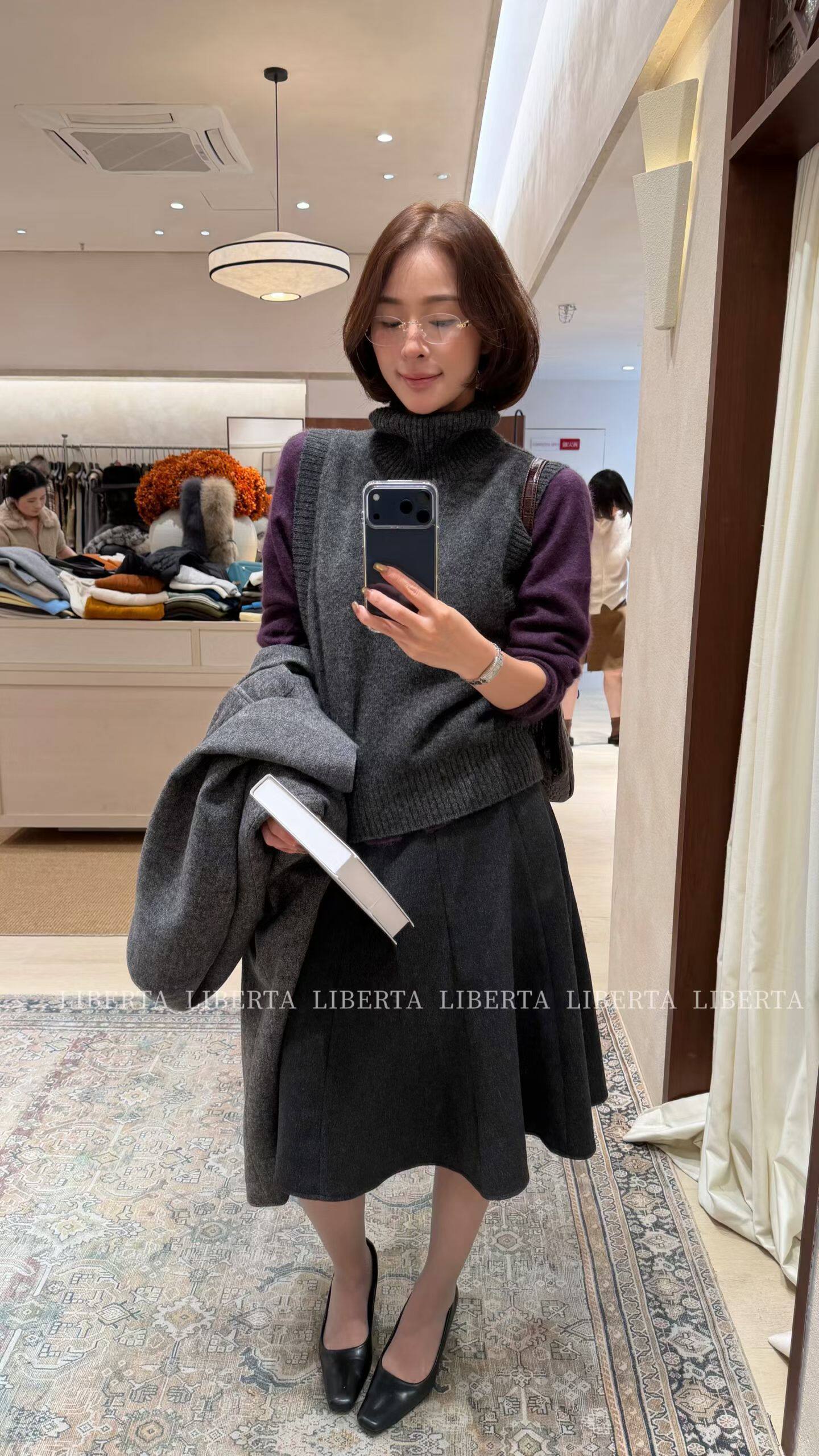 韩系新款时尚高品质高领无袖针织马甲女显瘦百搭叠穿毛衣背心上衣