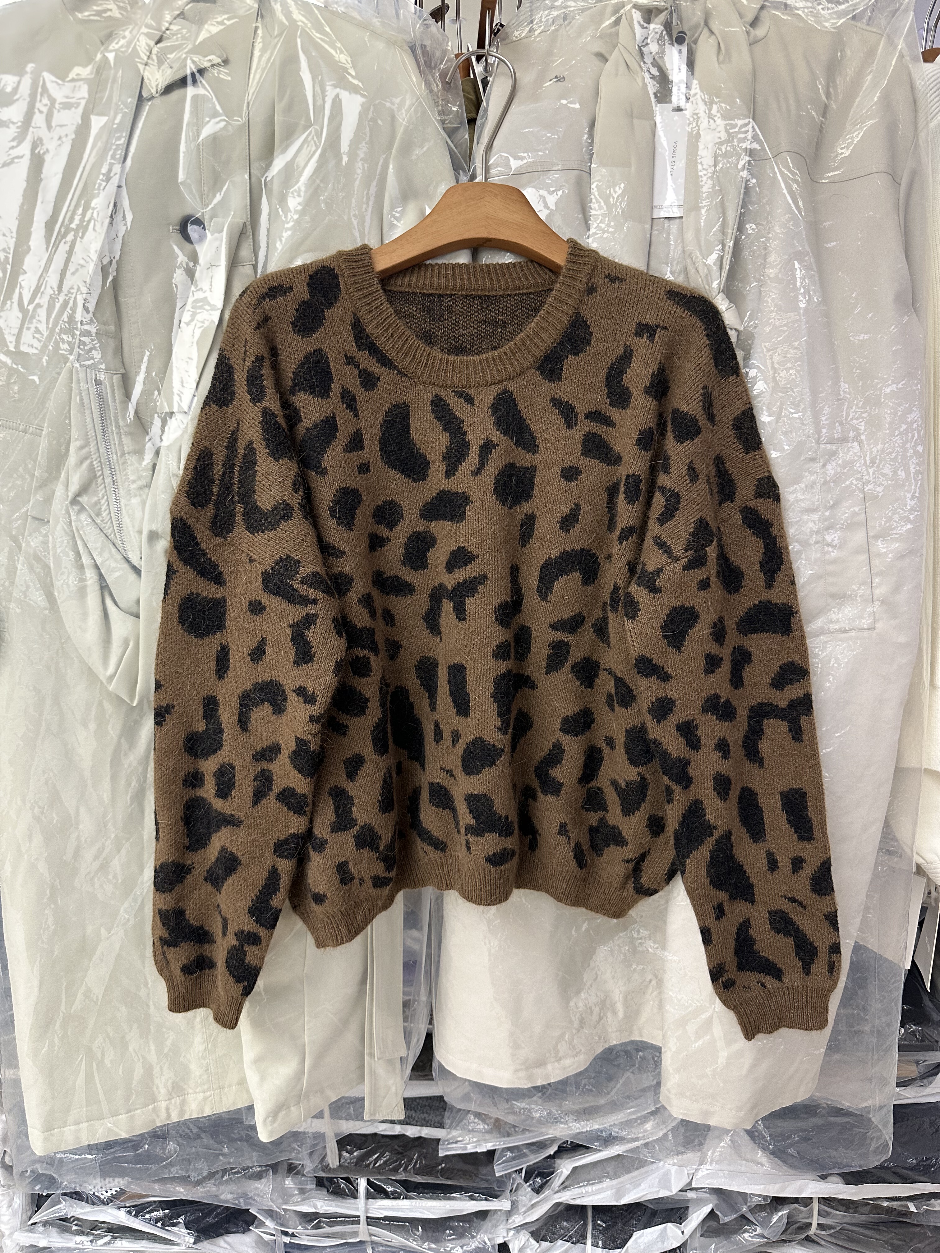 SY韩系新款时尚高品质圆领豹纹软糯宽松休闲百搭针织衫毛衣上衣女